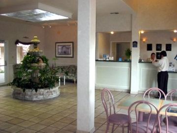 Econo Lodge Inn And Suites Eagle Pass Buitenkant foto